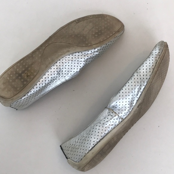 BCBG sylver ballerina - Picture 3 of 3